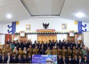 Asisten Administrasi Umum Pemkab Lamteng Terima Mahasiswa KKNT IPB 2024