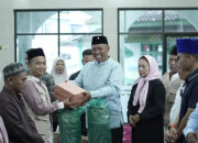 Plt. Bupati Lamteng Bagikan Takjil dan Gelar Safari Ramadan di Trimurjo