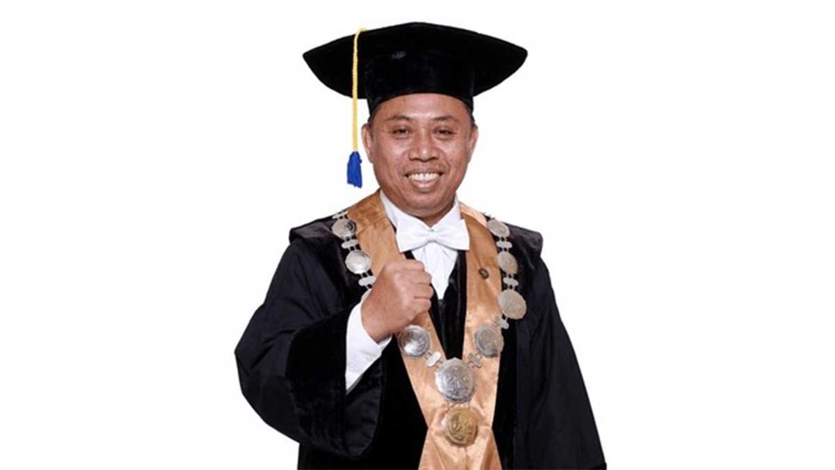 Rektor Unsoed Akhmad Sodiq yang terjaring OTT KPK terkait dugaan suap penerimaan mahasiswa baru