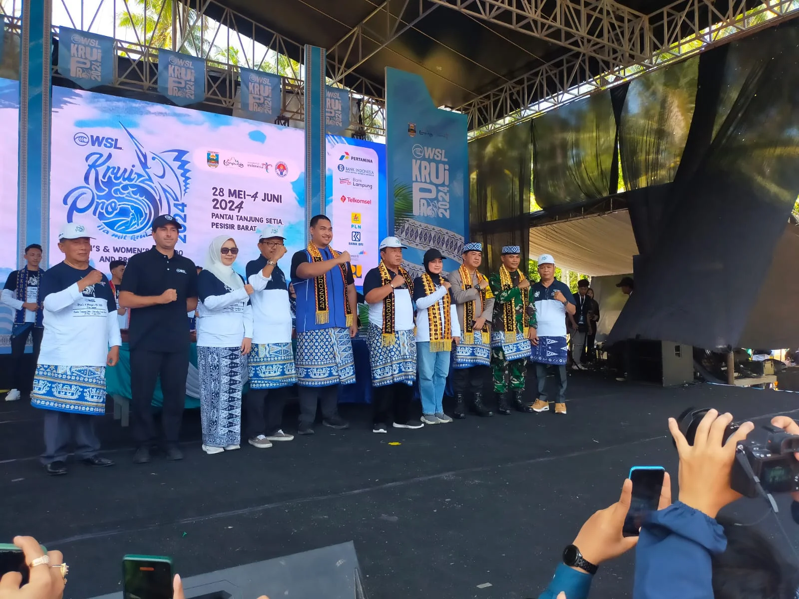 Menpora Dito Ariotedjo Membuka World Surfing League Krui Pro 2024