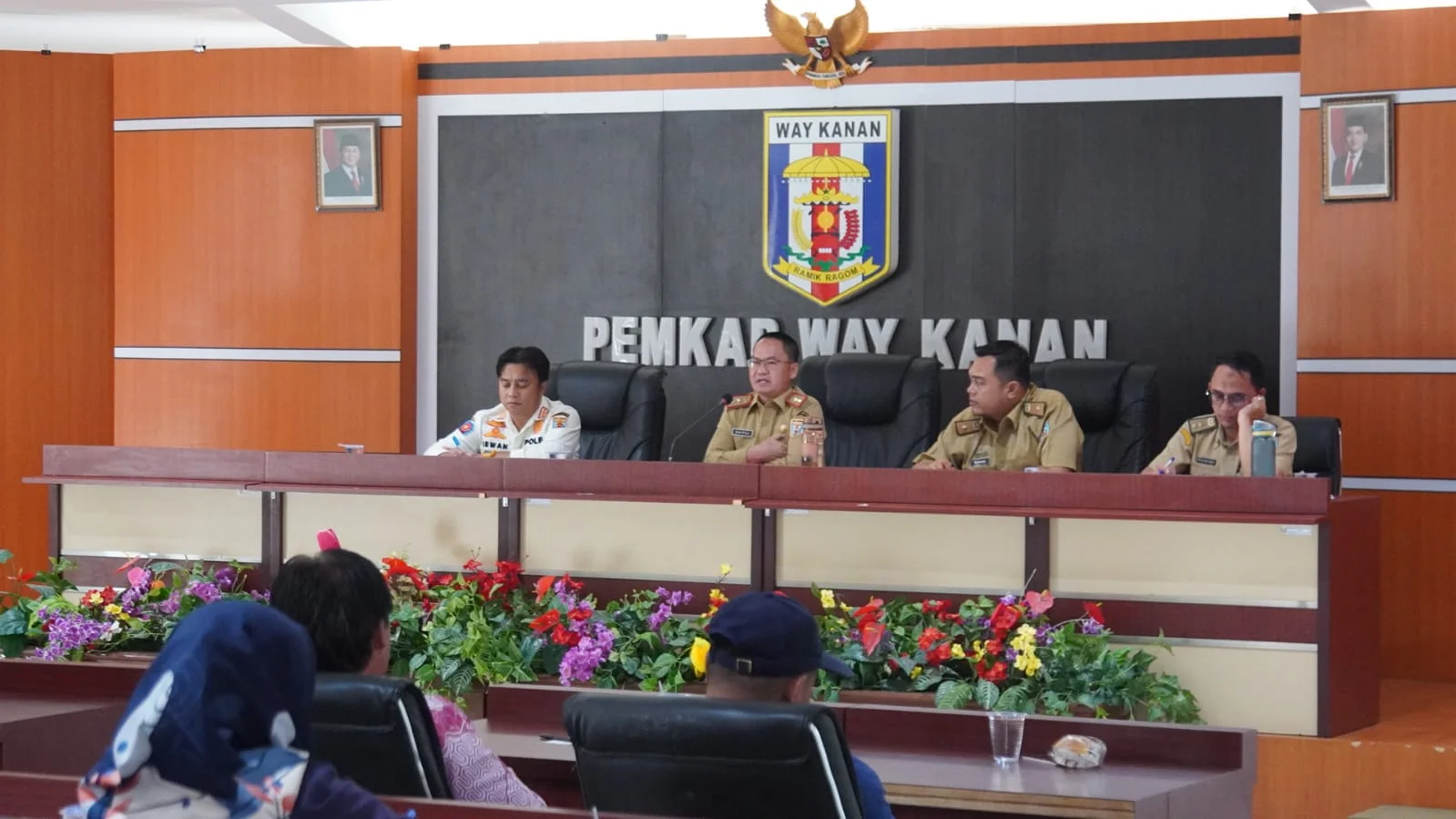 Puluhan Tahun Menunggu: Honorer Way Kanan Tuntut Kepastian